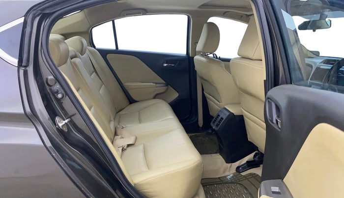 2016 Honda City 1.5L I-VTEC VX, Petrol, Manual, 76,361 km, Right Side Rear Door Cabin