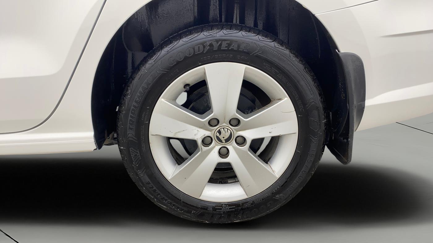 2021 Skoda Rapid 1.0 AMBITION TSI MT, Petrol, Manual, 49,111 km, Left Rear Wheel