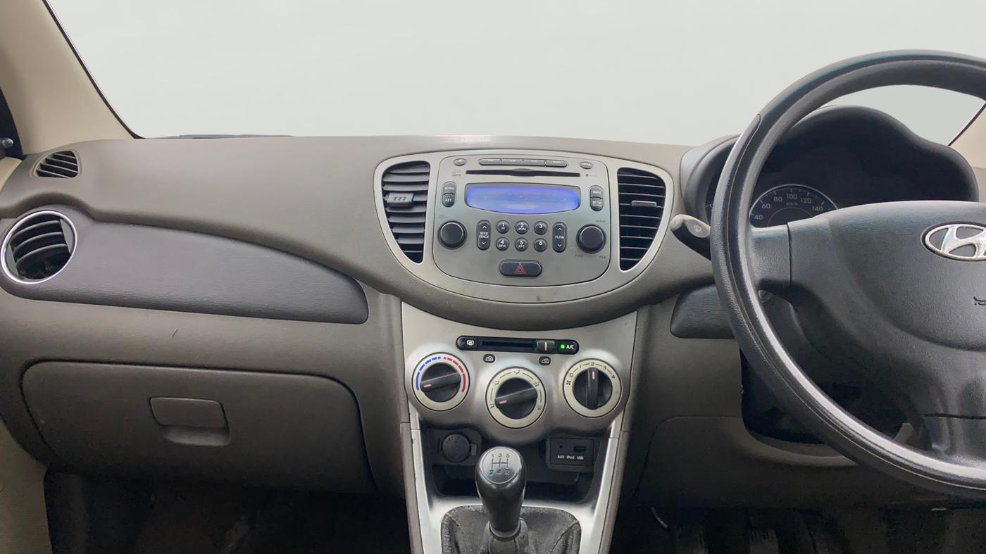 2014 Hyundai i10 SPORTZ 1.1, Petrol, Manual, 30,359 km, Air Conditioner