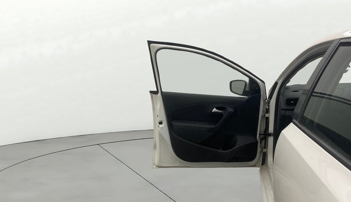 2015 Volkswagen Polo TRENDLINE 1.2L PETROL, Petrol, Manual, 60,768 km, LHS Front Door