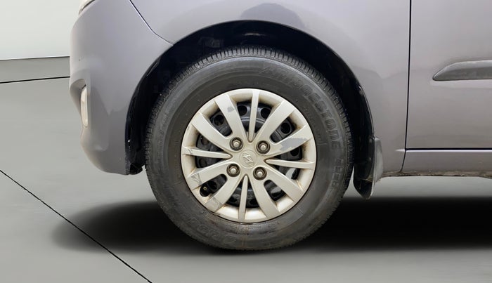 2014 Hyundai i10 SPORTZ 1.1, Petrol, Manual, 61,280 km, Left Front Wheel