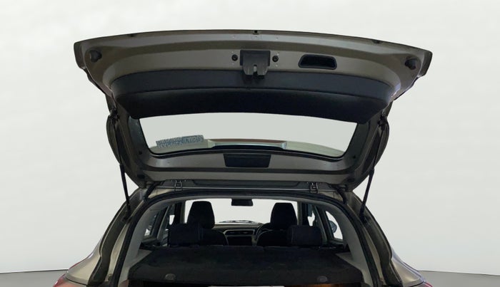 2024 MG ASTOR Sprint 1.5 MT (Ivory), Petrol, Manual, 24,544 km, Boot Door Open