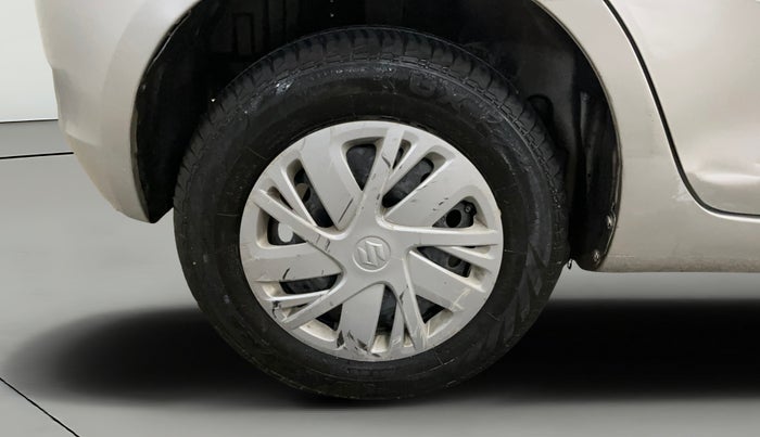 2016 Maruti Swift VXI, Petrol, Manual, 39,629 km, Right Rear Wheel