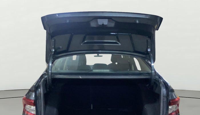 2022 Skoda SLAVIA STYLE 1.0L TSI AT, Petrol, Automatic, 39,763 km, Boot Door Open