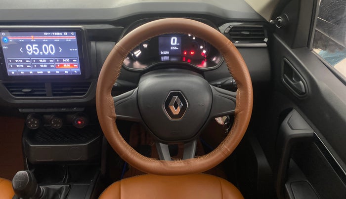 2024 Renault Kiger RXE MT, Petrol, Manual, 3,357 km, Steering Wheel Close Up