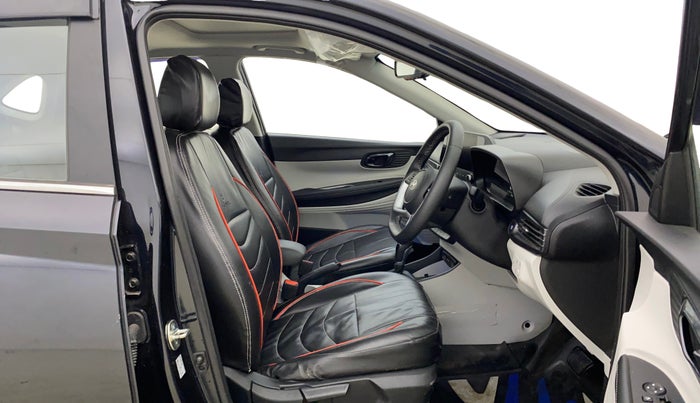 2024 Hyundai NEW I20 ASTA (O) 1.2 IVT, Petrol, Automatic, 4,262 km, Right Side Front Door Cabin