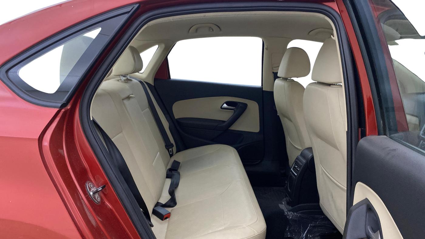 2019 Volkswagen Vento HIGHLINE PLUS 1.5 AT, Diesel, Automatic, 14,719 km, Right Side Rear Door Cabin