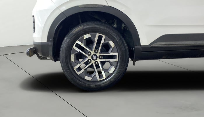 2023 Hyundai VENUE SX 1.5 CRDI, Diesel, Manual, 34,622 km, Right Rear Wheel