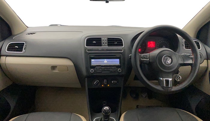 2012 Volkswagen Polo HIGHLINE1.2L, Petrol, Manual, 60,711 km, Dashboard