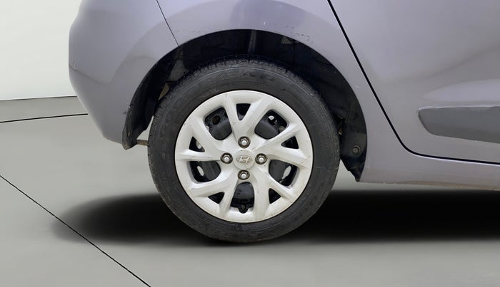 2018 Hyundai Grand i10 SPORTZ 1.2 KAPPA VTVT, Petrol, Manual, 35,470 km, Right Rear Wheel