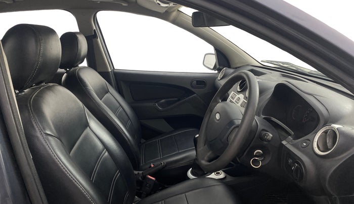 2014 Ford Figo EXI 1.4 DIESEL, Diesel, Manual, 1,11,292 km, Right Side Front Door Cabin