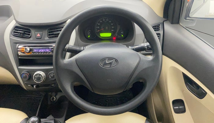 2014 Hyundai Eon ERA +, Petrol, Manual, 47,036 km, Steering Wheel Close Up