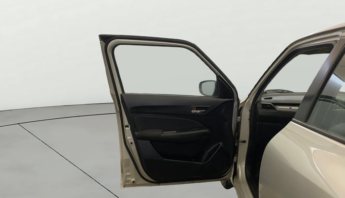 2018 Maruti Swift VXI, Petrol, Manual, 42,649 km, LHS Front Door