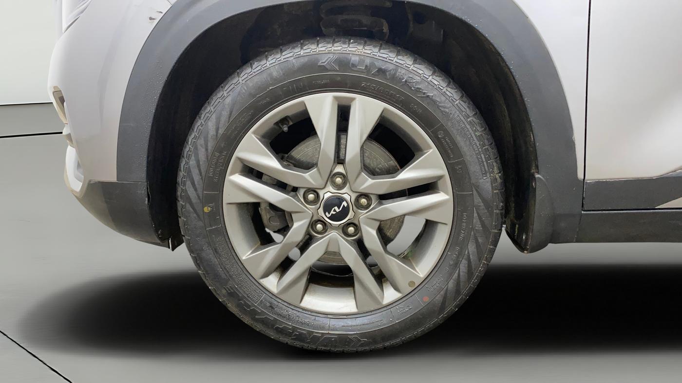 2022 KIA SELTOS HTX 1.5 PETROL, Petrol, Manual, 43,182 km, Left Front Wheel