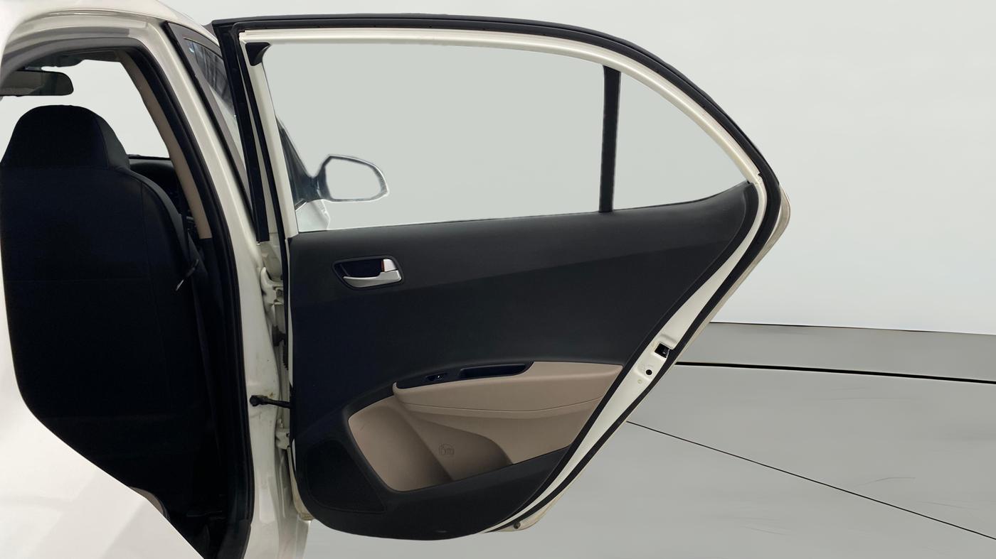2016 Hyundai Xcent S AT 1.2, Petrol, Automatic, 47,158 km, RHS Rear Door