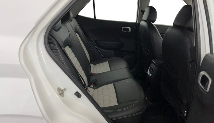 2022 Hyundai VENUE S 1.2, Petrol, Manual, 17,574 km, Right Side Rear Door Cabin