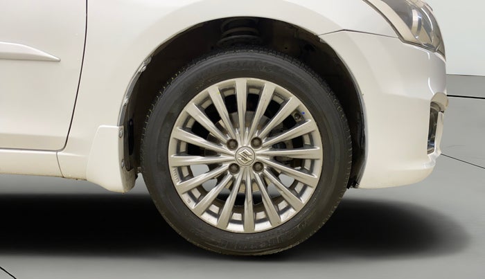 2016 Maruti Ciaz ZXI+ AT, Petrol, Automatic, 70,315 km, Right Front Wheel