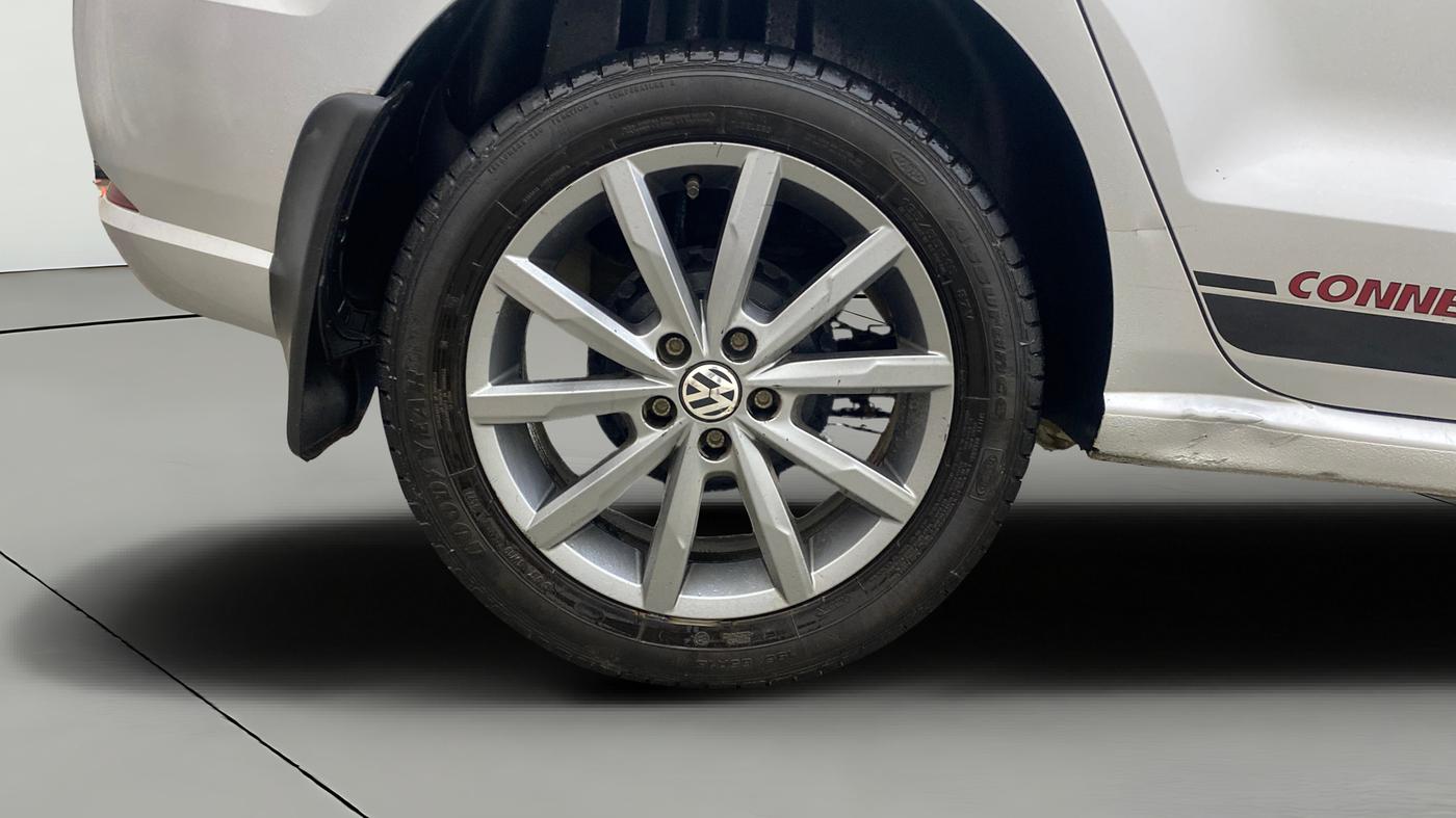 2018 Volkswagen Ameo HIGHLINE PLUS 1.5L AT 16 ALLOY, Diesel, Automatic, 92,924 km, Right Rear Wheel