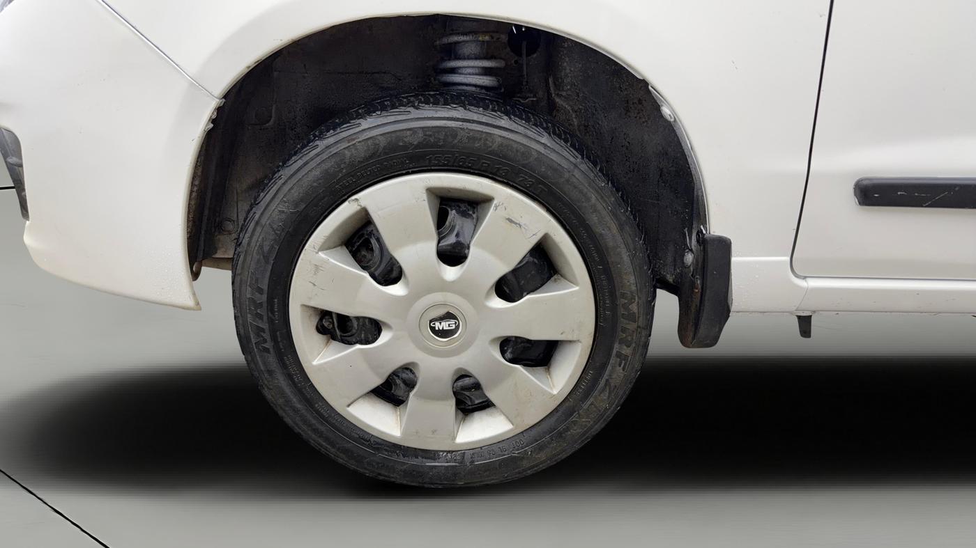 2014 Maruti Alto K10 VXI, Petrol, Manual, 99,912 km, Left Front Wheel