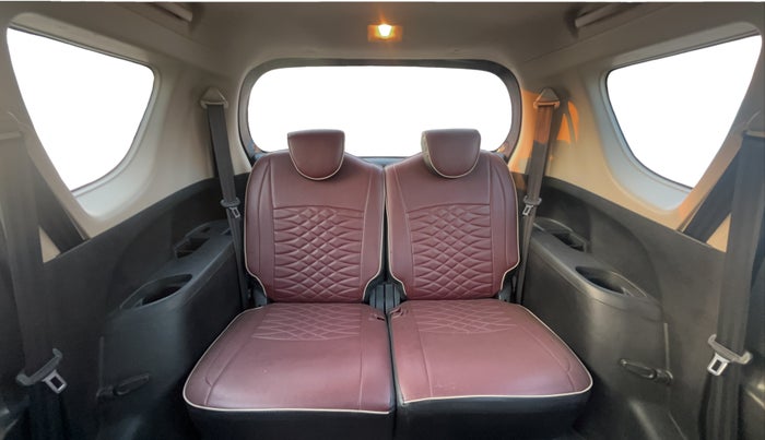 2017 Maruti Ertiga VDI SHVS, Diesel, Manual, 1,37,464 km, Third Seat Row ( optional )