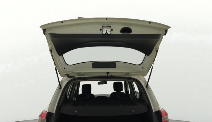 2017 Hyundai Creta SX PLUS 1.6 DIESEL, Diesel, Manual, 31,395 km, Boot Door Open