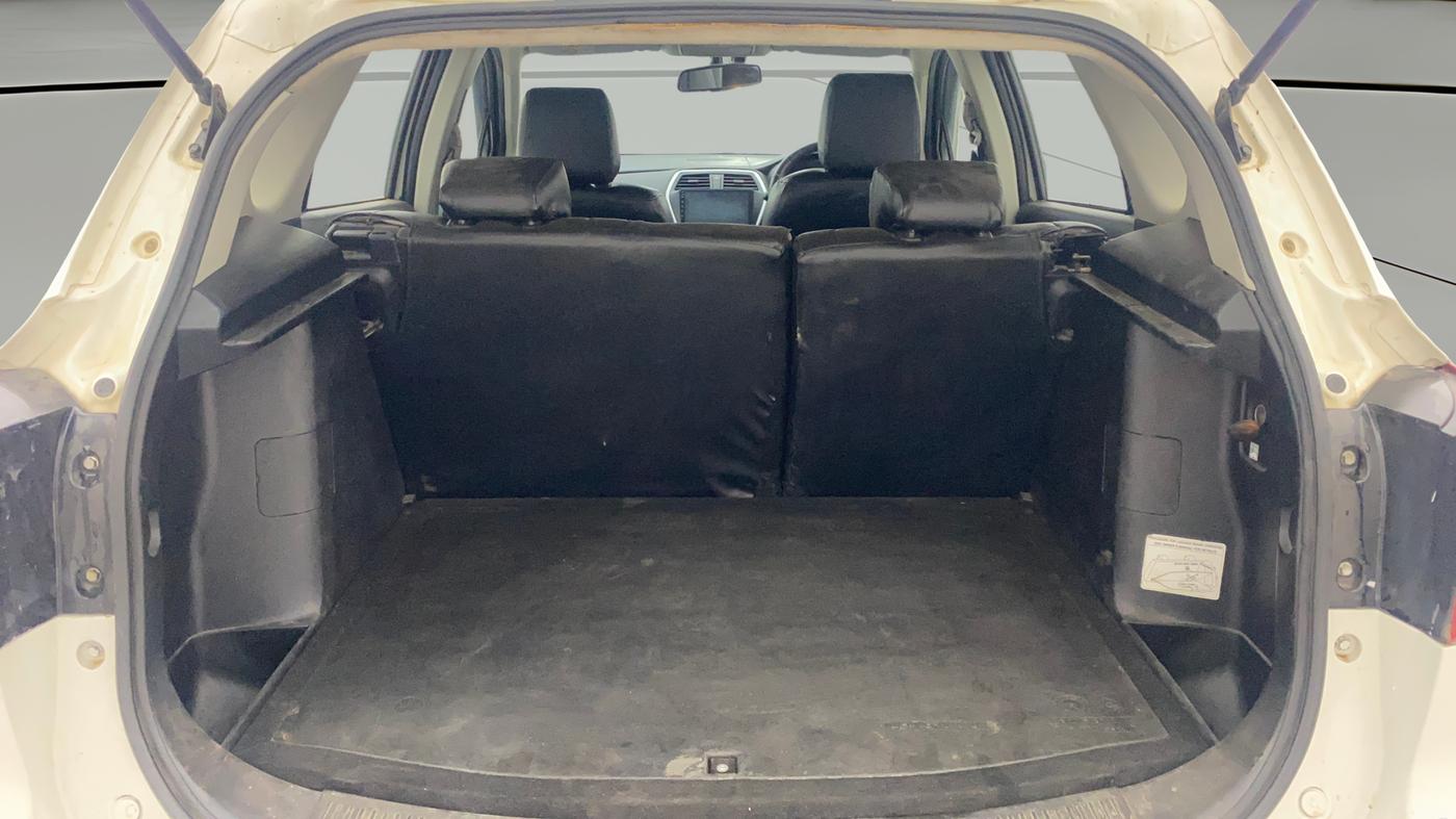 2017 Maruti S Cross ALPHA 1.3, Diesel, Manual, 87,034 km, Boot Open Zoomed View