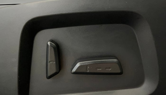2021 Tata Safari XZA PLUS, Diesel, Automatic, 58,785 km, Driver Side Adjustment Panel