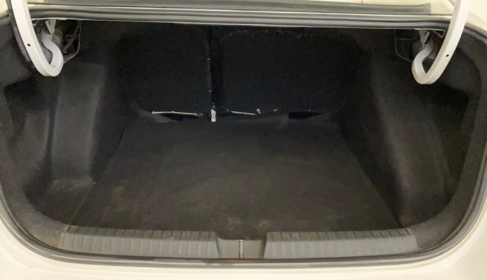 2022 Skoda SLAVIA AMBITION 1.0L TSI MT, Petrol, Manual, 78,412 km, Boot Open Zoomed View