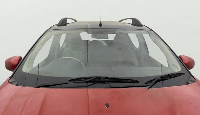 2020 Renault TRIBER RXZ AMT, Petrol, Automatic, 57,366 km, Front Windshield
