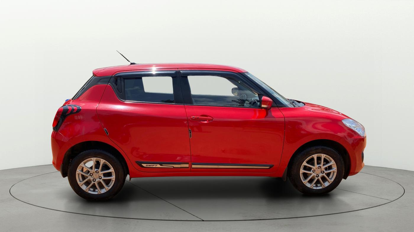 2020 Maruti Swift ZXI AMT, Petrol, Automatic, 18,122 km, Right Side View