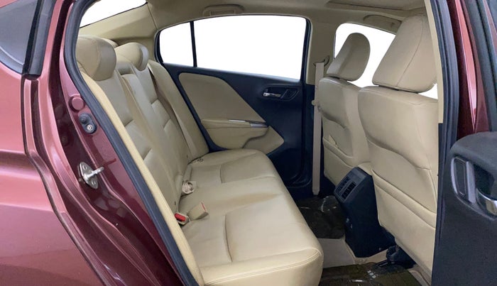 2016 Honda City 1.5L I-VTEC VX (O) MT, Petrol, Manual, 39,445 km, Right Side Rear Door Cabin