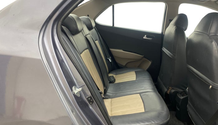 2017 Hyundai Xcent SX 1.2, Petrol, Manual, 26,172 km, Right Side Rear Door Cabin