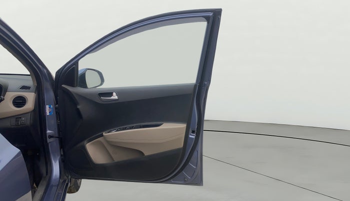 2016 Hyundai Xcent S 1.2, Petrol, Manual, 77,541 km, RHS Front Door