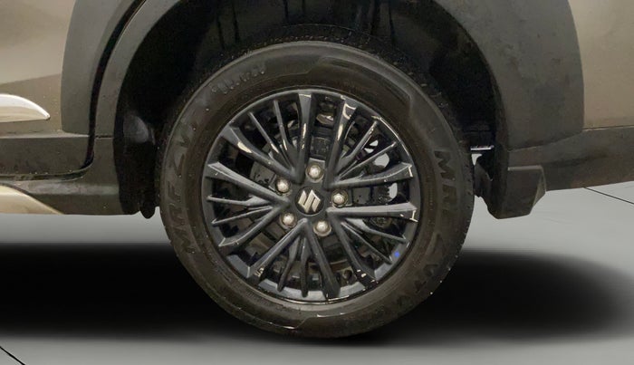 2021 Maruti XL6 ALPHA AT, Petrol, Automatic, 92,692 km, Left Rear Wheel