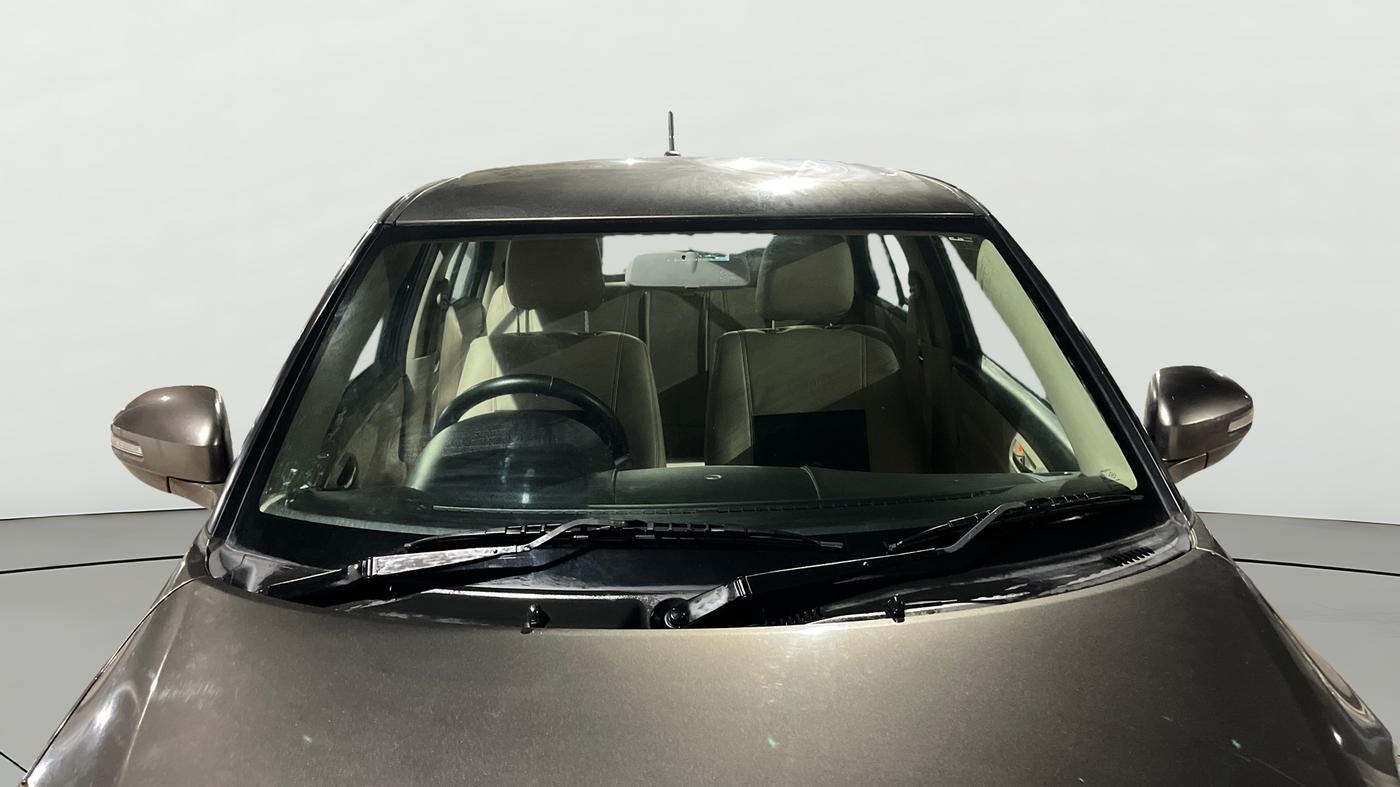 2016 Maruti Swift Dzire VXI (O), Petrol, Manual, 55,441 km, Front Windshield
