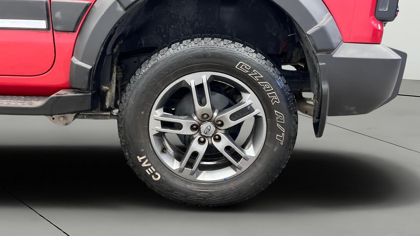 2021 Mahindra Thar LX  P 4WD AT CONVERTIBLE, Petrol, Automatic, 39,461 km, Left Rear Wheel