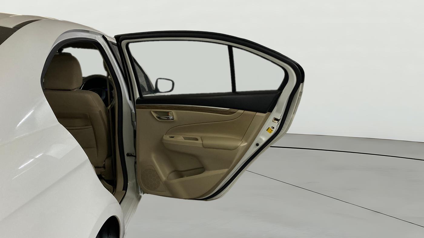 2022 Maruti Ciaz ZETA 1.5 SHVS MT PETROL, Petrol, Manual, 54,337 km, RHS Rear Door