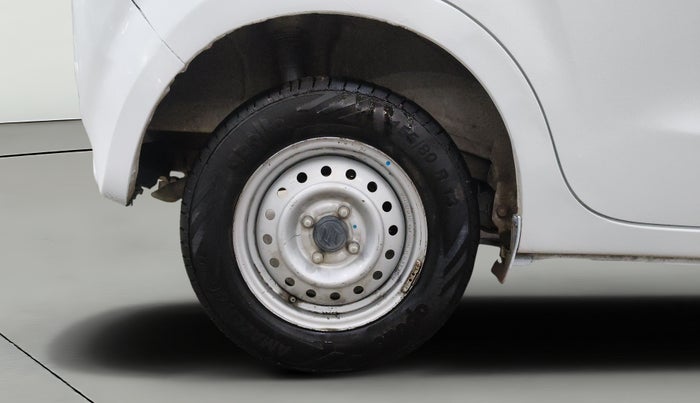 2021 Maruti New Wagon-R LXI CNG 1.0, CNG, Manual, 1,43,837 km, Right Rear Wheel