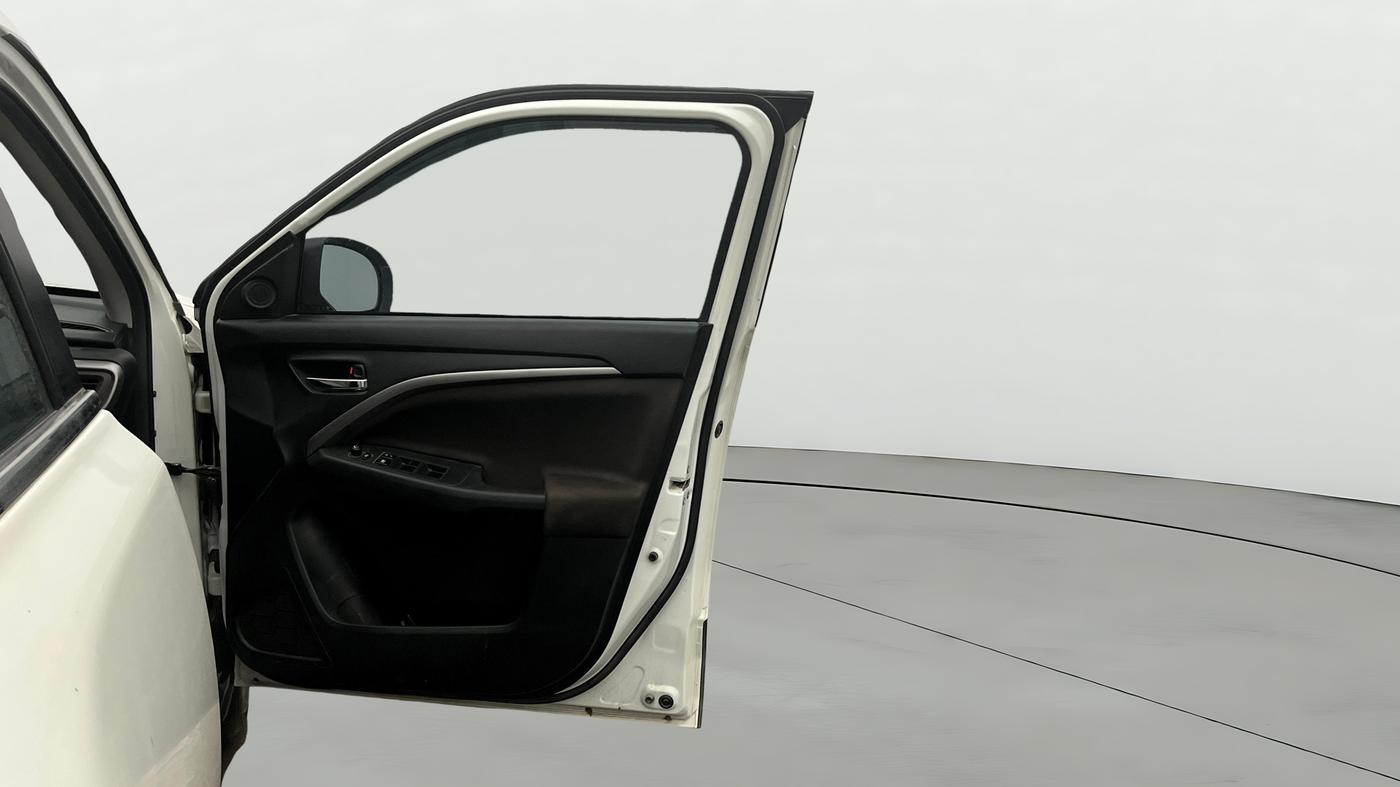 2025 Maruti BREZZA ZXI SMART HYBRID , Petrol, Manual, 34,795 km, RHS Front Door