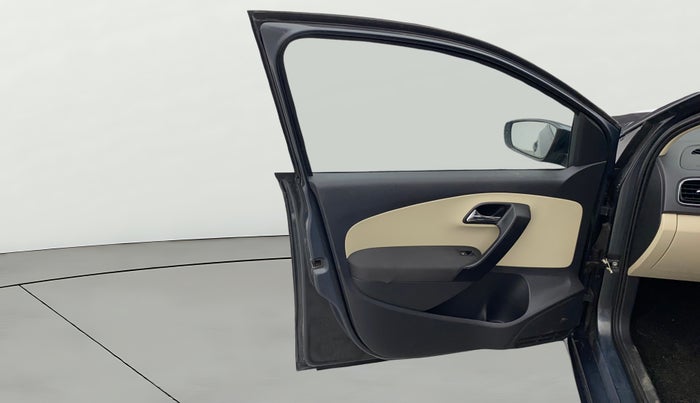 2017 Skoda Rapid AMBITION 1.6 MPI MT, Petrol, Manual, 34,644 km, LHS Front Door