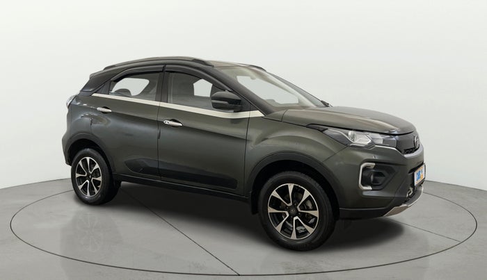 2020 Tata NEXON XZA PLUS SUNROOF PETROL, Petrol, Automatic, 39,033 km, Right Front Diagonal