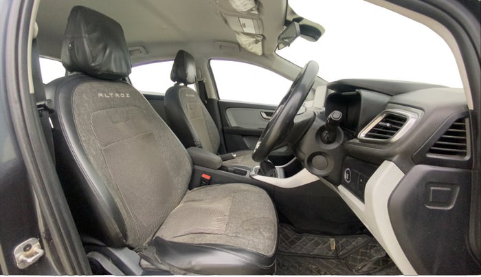 2020 Tata ALTROZ XZ PETROL, Petrol, Manual, 84,233 km, Right Side Front Door Cabin