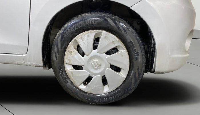 2014 Maruti Celerio VXI, Petrol, Manual, 53,520 km, Right Front Wheel