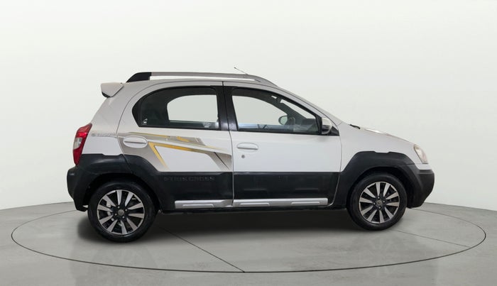 2014 Toyota Etios CROSS 1.2 G, Petrol, Manual, 63,797 km, Right Side View