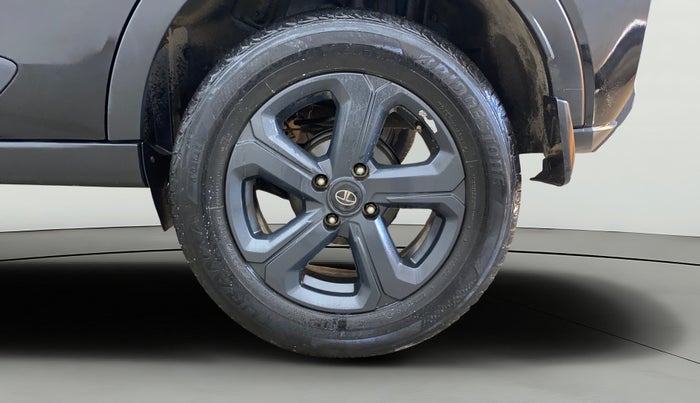 2022 Tata NEXON XZA PLUS DIESEL DARK EDITION, Diesel, Automatic, 25,217 km, Left Rear Wheel