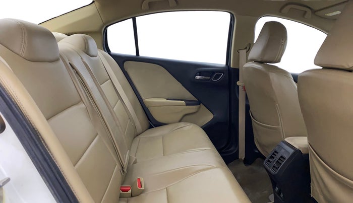 2019 Honda City 1.5L I-VTE V CVT, Petrol, Automatic, 1,08,219 km, Right Side Rear Door Cabin