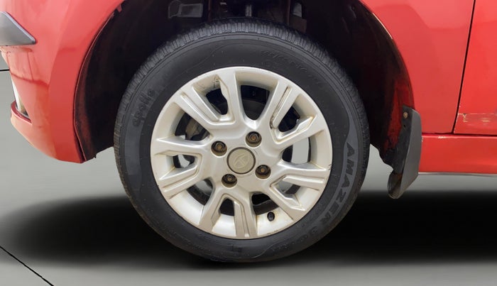 2018 Tata Tiago XZ PETROL, Petrol, Manual, 48,850 km, Left Front Wheel