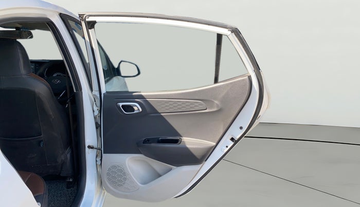 2022 Hyundai AURA SX 1.2, Petrol, Manual, 45,032 km, RHS Rear Door