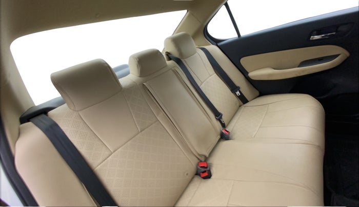 2020 Honda City 1.5L I-VTEC V MT 5TH GEN, Petrol, Manual, 24,274 km, Right Side Rear Door Cabin