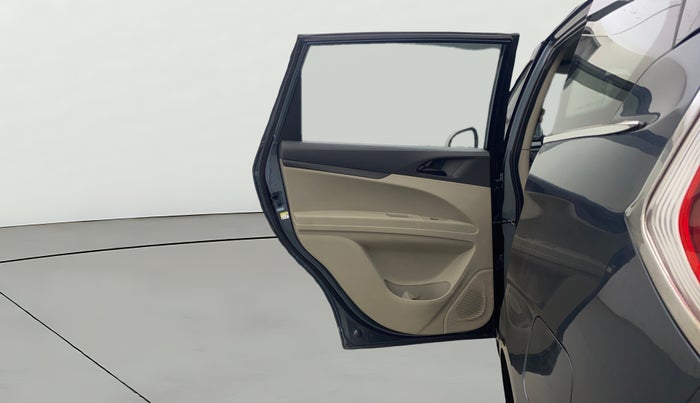 2020 Mahindra MARAZZO M2 8 STR, Diesel, Manual, 74,713 km, LHS Rear Door